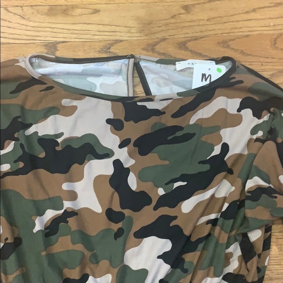 Entro Boho Camo Romper - Picture 2 of 6